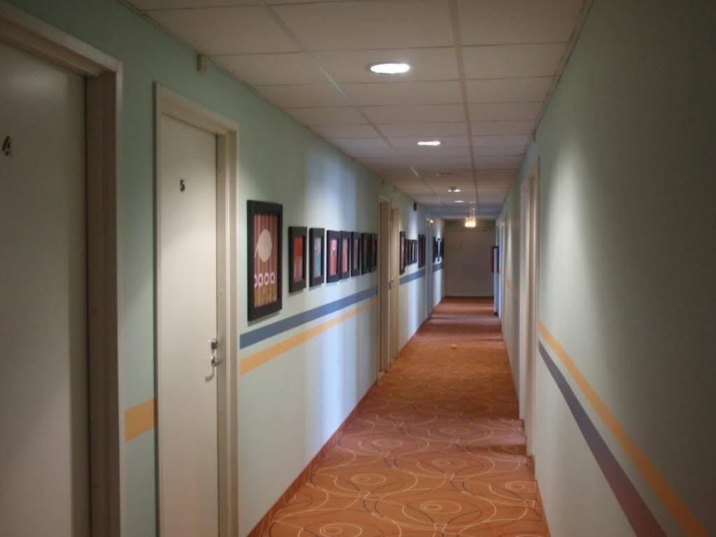 Centrum Hotel Viljandi Esterno foto