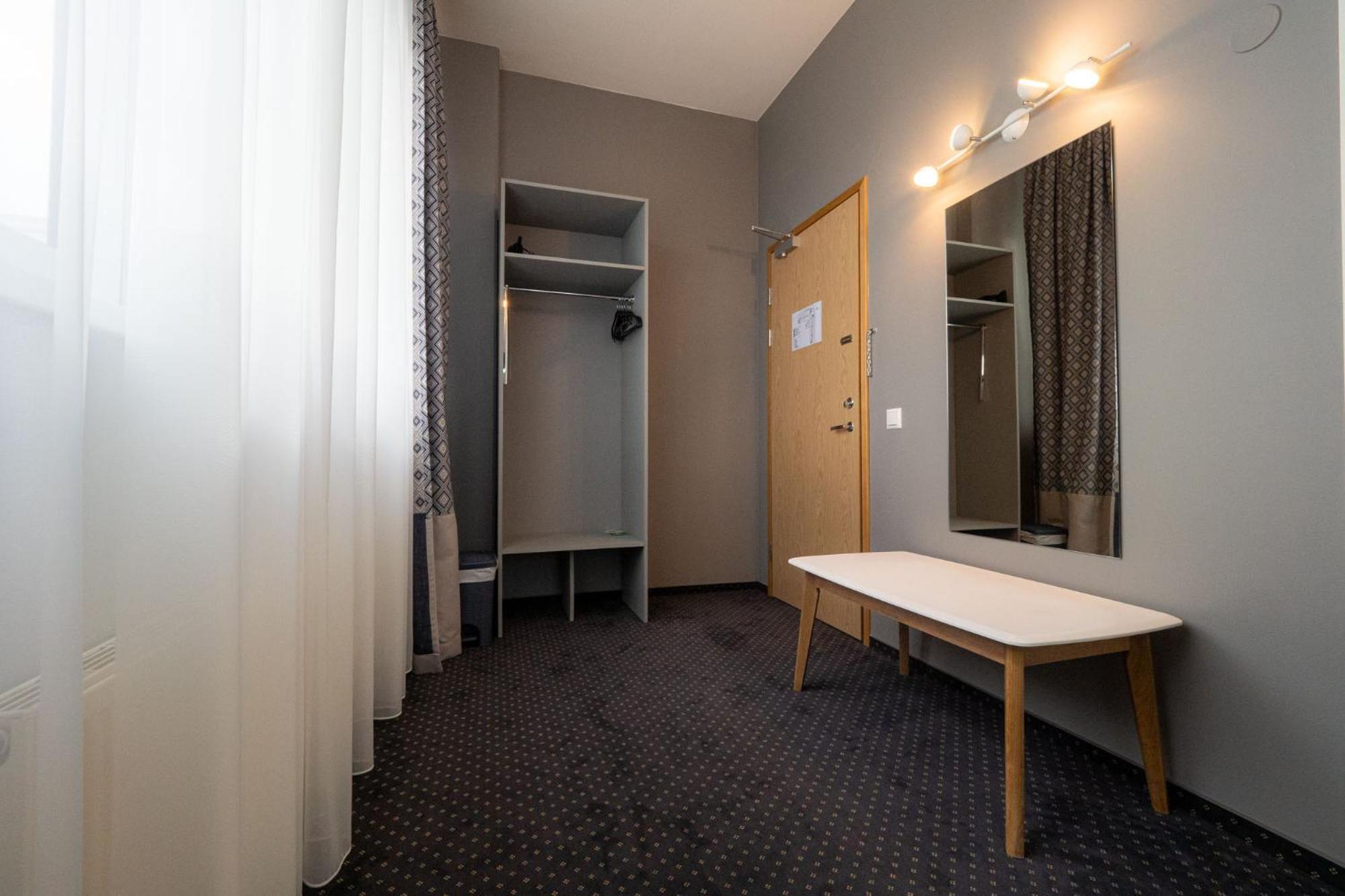 Centrum Hotel Viljandi Esterno foto