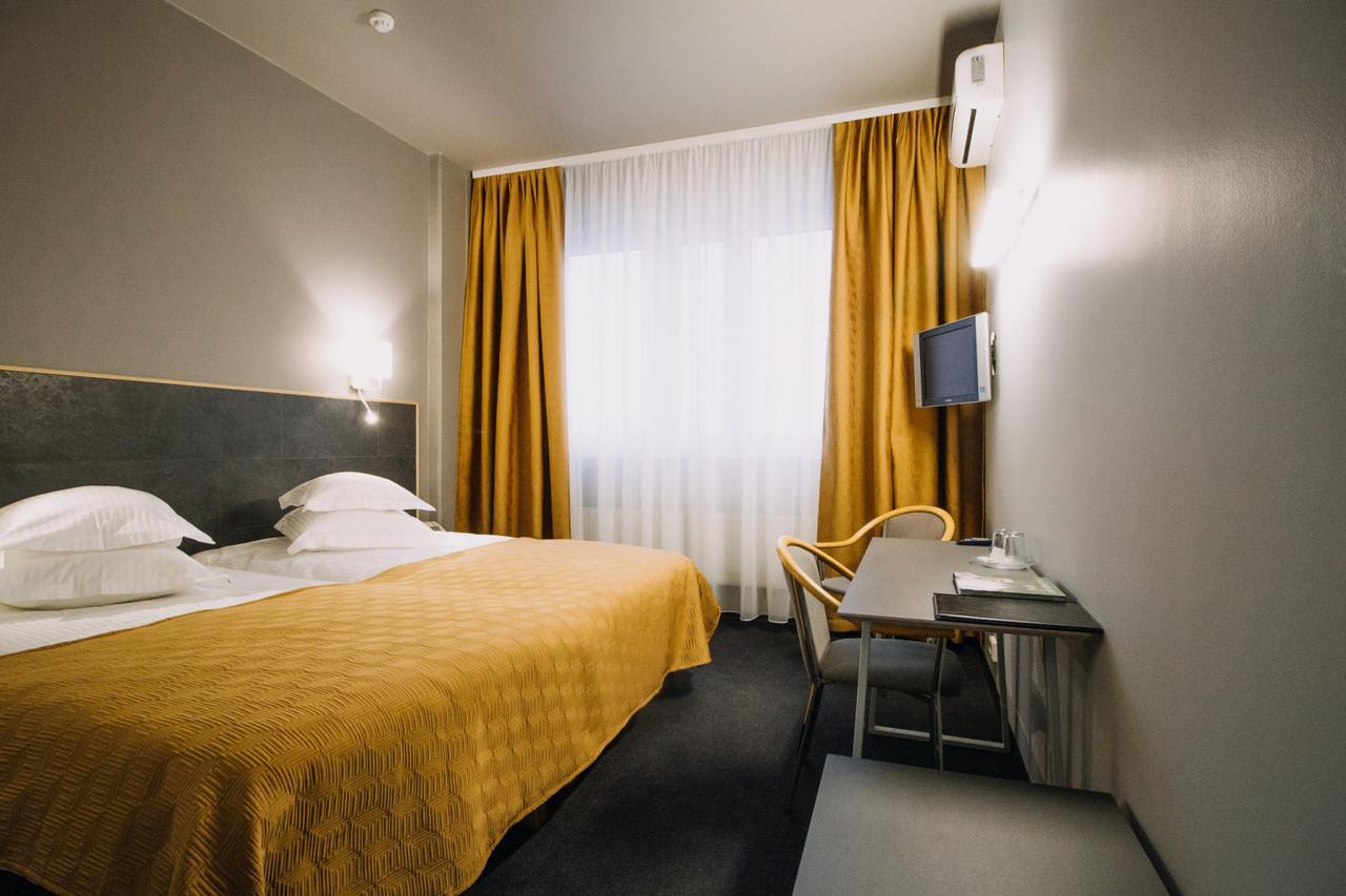 Centrum Hotel Viljandi Esterno foto